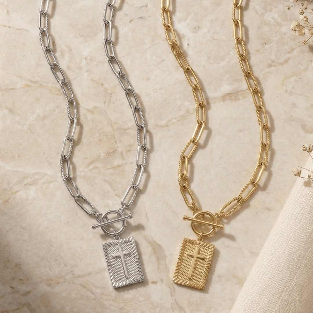 The Eternal Pendant Necklace